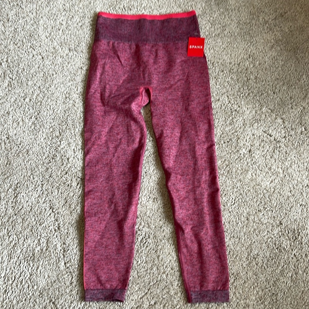 NWT SPANX Space Dye Coral Punch Leggings. S